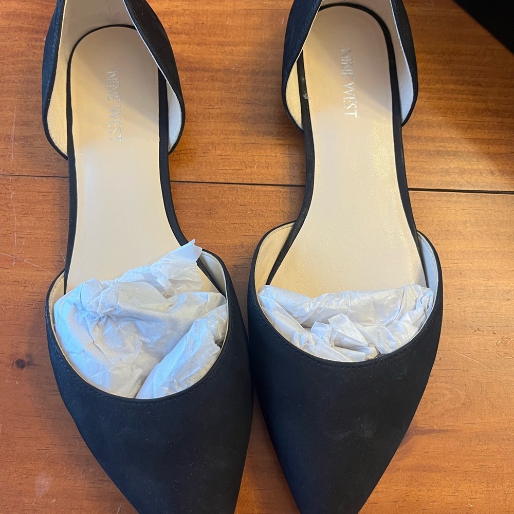 🟣🟣 Nine West Black Pointed-Toe D'Orsay Flats (size 8.5) - Picture 4 of 8